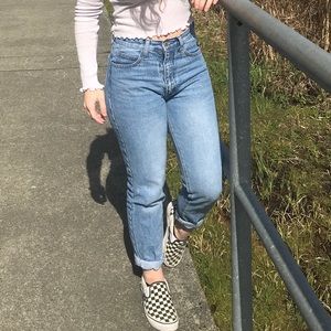 Brandy Melville Mom jeans
